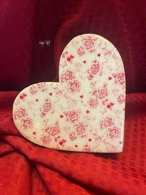 Rachel Zoe Seasonal Decor - Wooden Heart